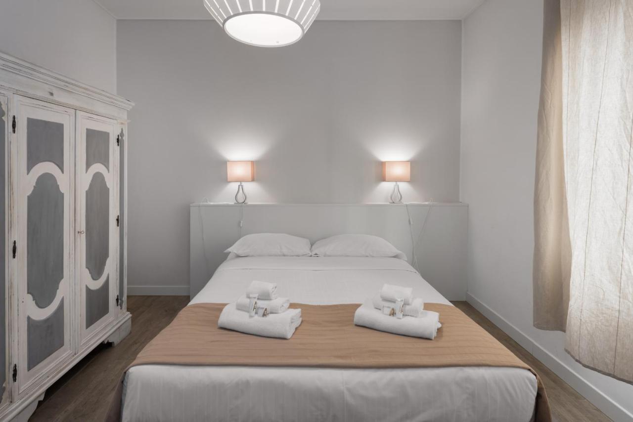 Flats4Rent La Dimora D'Orlando Apartment Verona Bagian luar foto