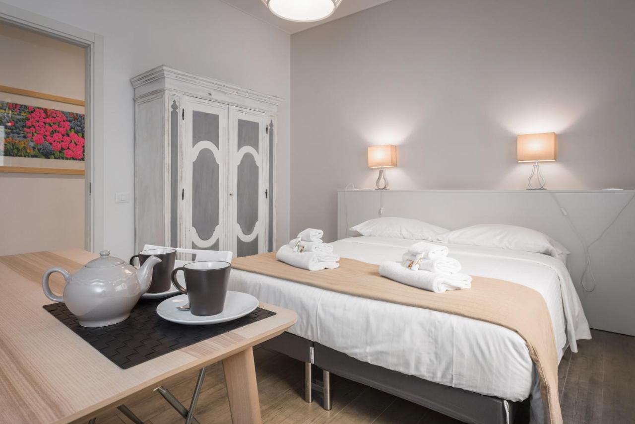 Flats4Rent La Dimora D'Orlando Apartment Verona Bagian luar foto