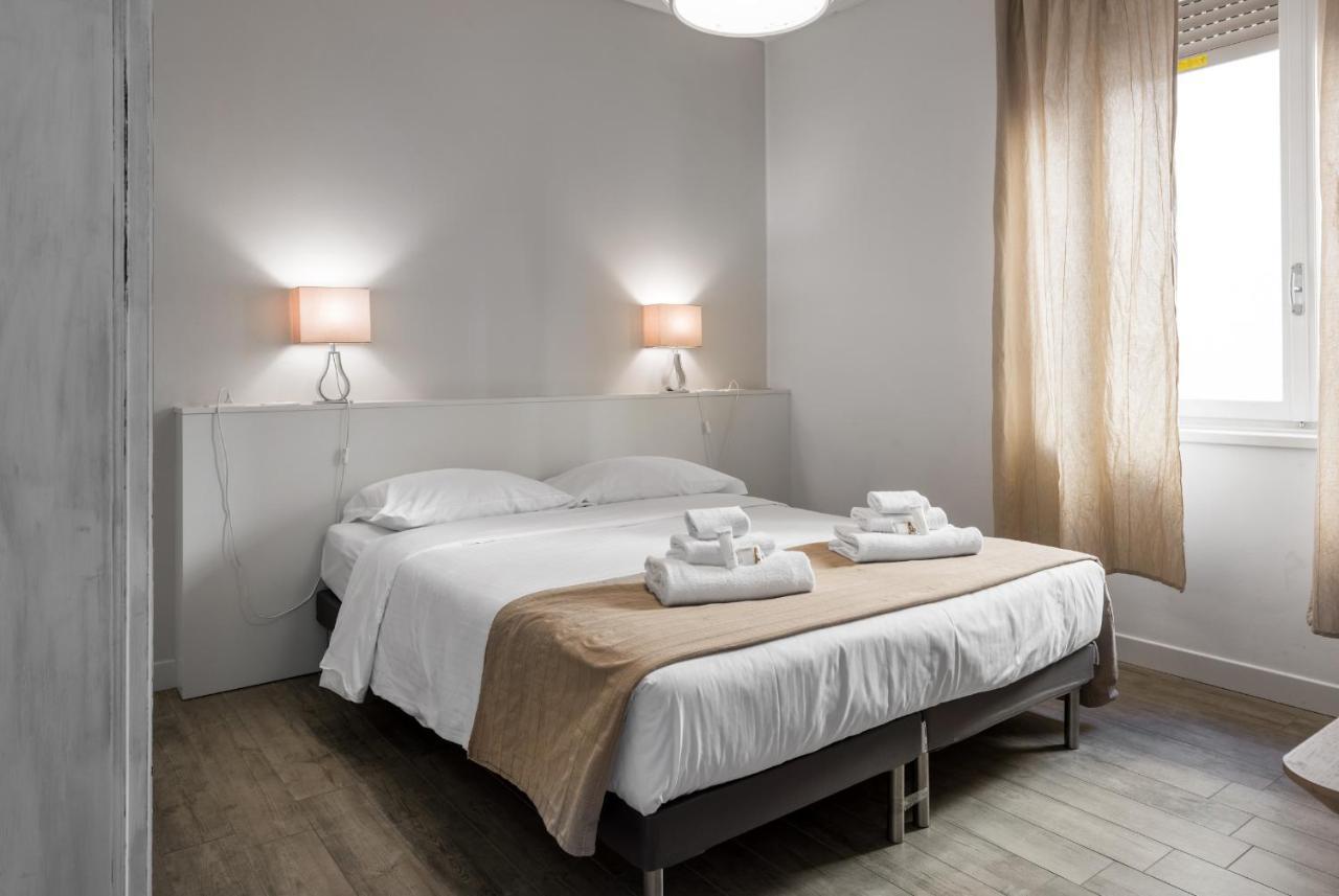 Flats4Rent La Dimora D'Orlando Apartment Verona Bagian luar foto