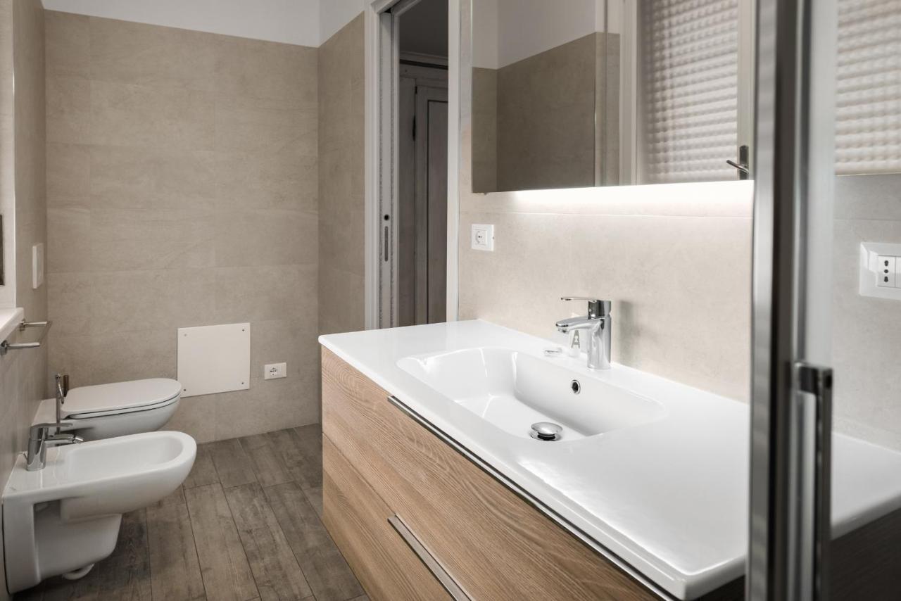 Flats4Rent La Dimora D'Orlando Apartment Verona Bagian luar foto