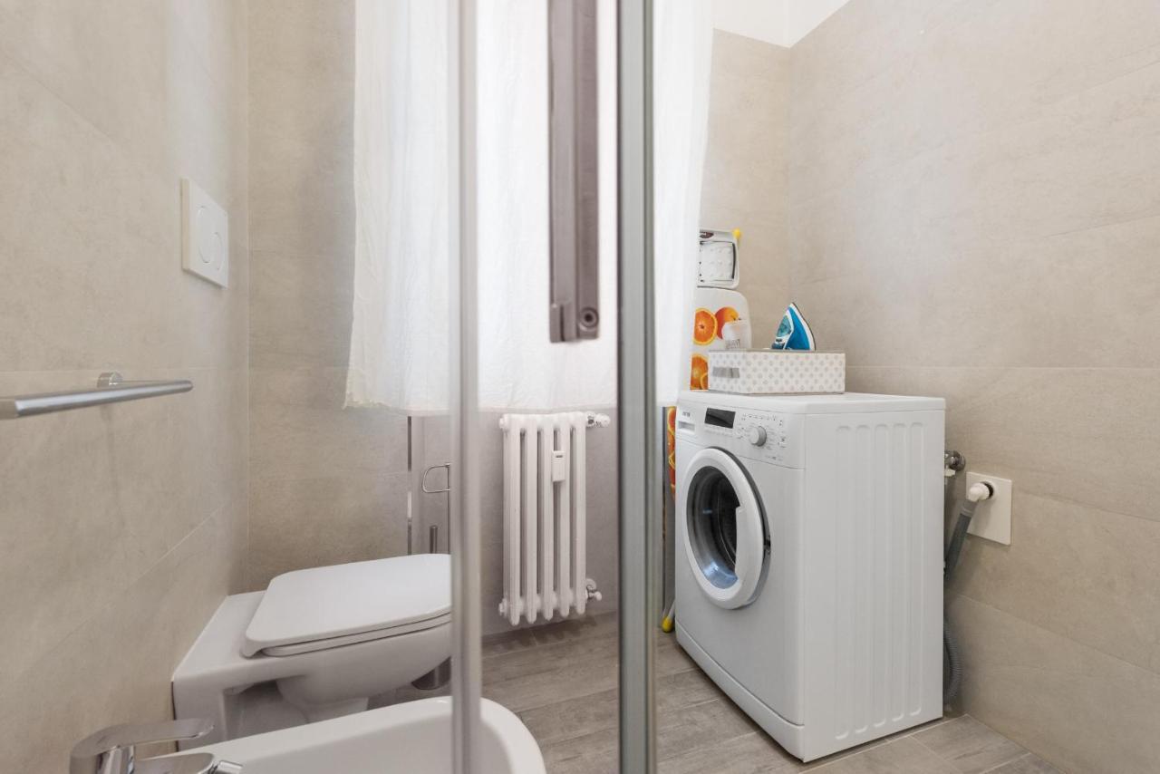 Flats4Rent La Dimora D'Orlando Apartment Verona Bagian luar foto