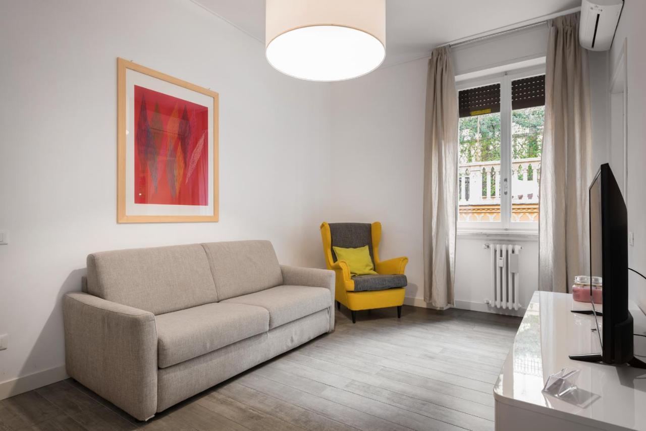 Flats4Rent La Dimora D'Orlando Apartment Verona Bagian luar foto