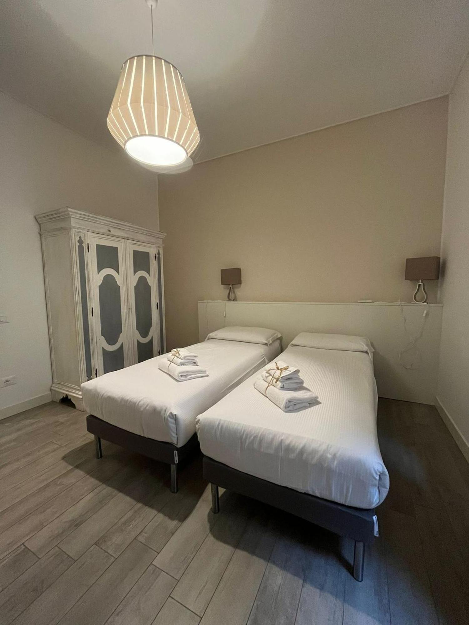Flats4Rent La Dimora D'Orlando Apartment Verona Bagian luar foto